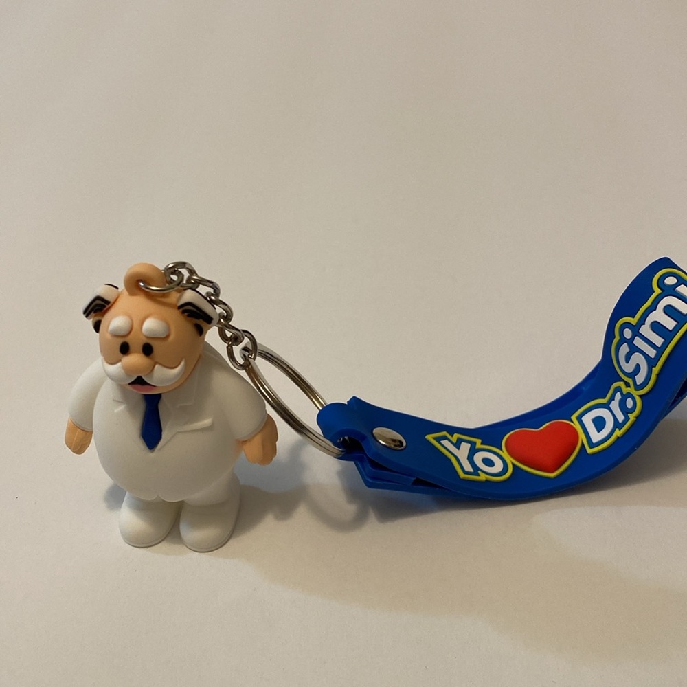 Original Dr Simi Keychain - Picture 7 of 16